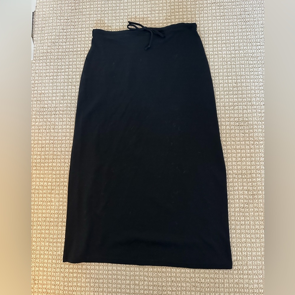 Women’s mid calf skirt